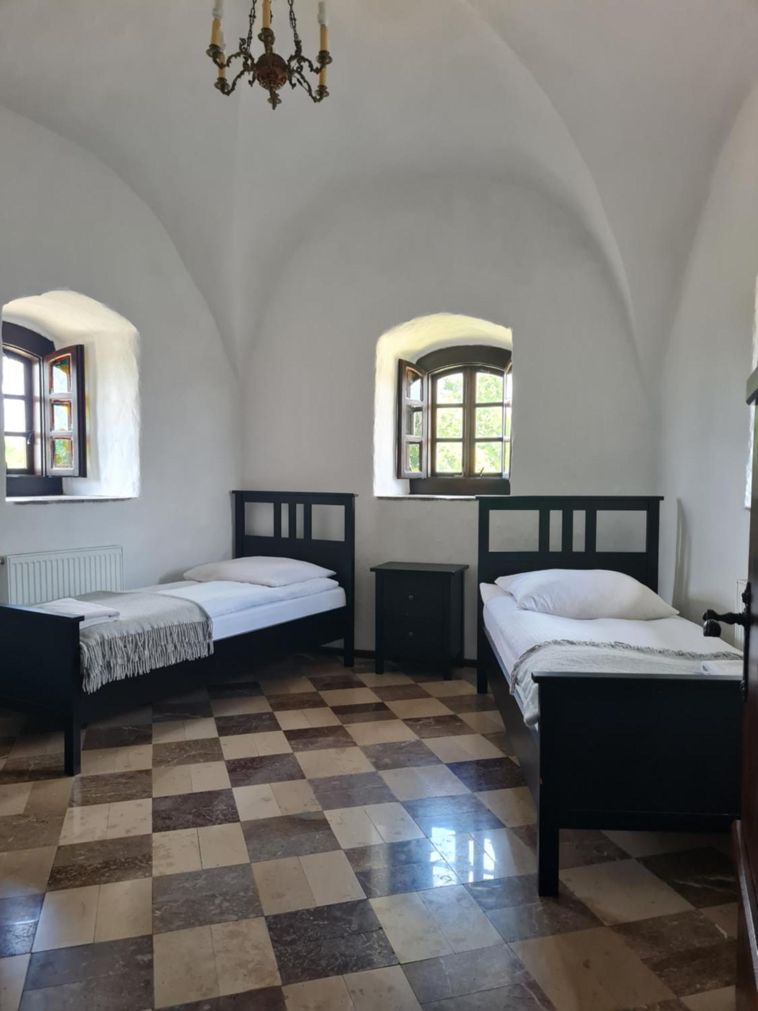 Sobków Zamek Rycerski מראה חיצוני תמונה